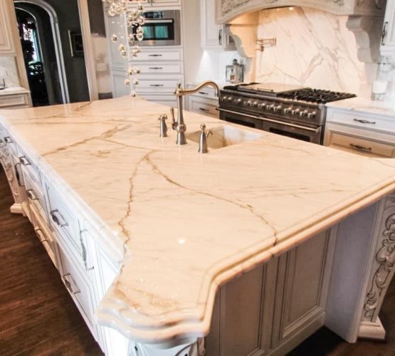 Marble Laminated Island Ogee over Half Bullnose