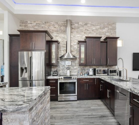 Quarts-Vs-Granite-Best-Countertop-Material